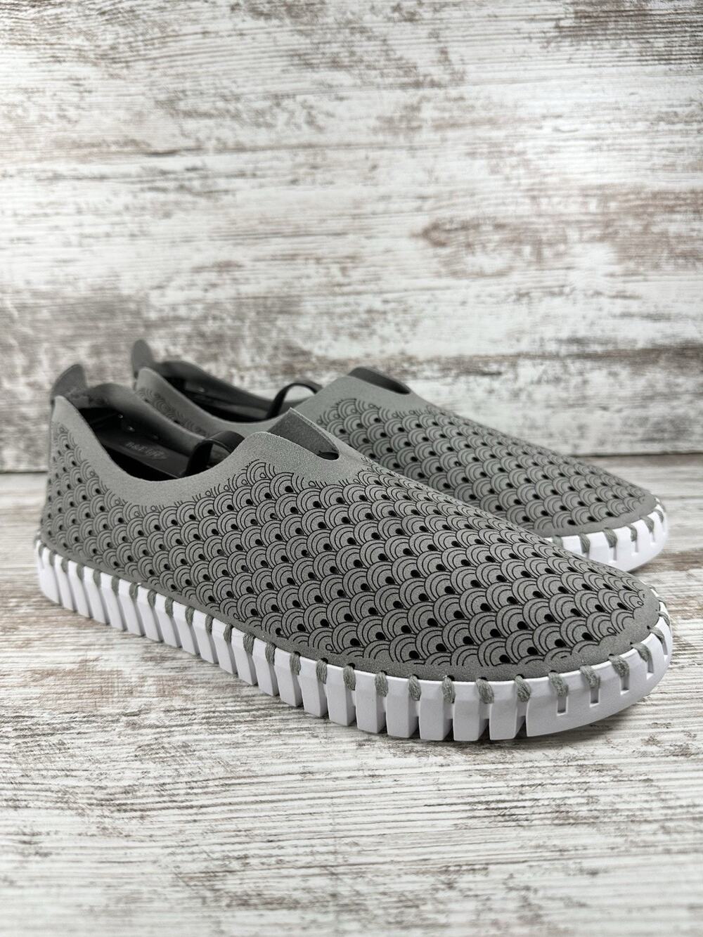 Women's Ilse Jacobsen Tulip Gray Perforated Slip On Flats Sz EUR 40/US 9.5. EUC!